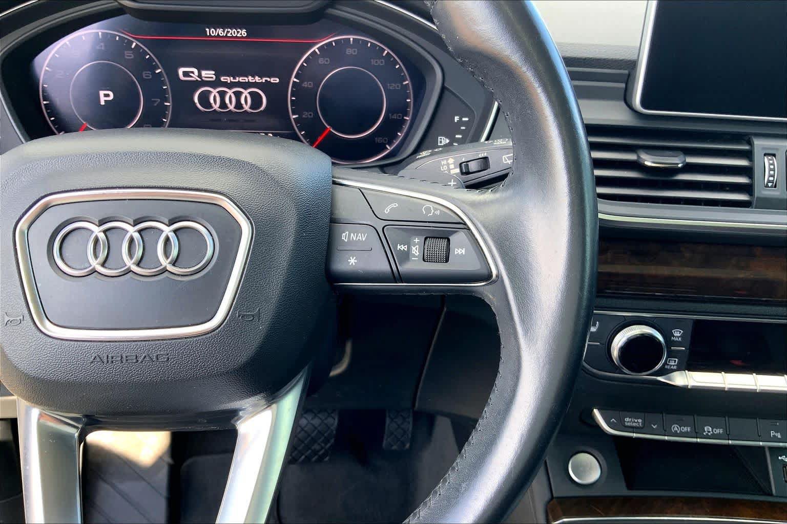 Used 2020 Audi Q5 2.0T Premium Plus w/ Premium Plus Package AWD/4WD image 23
