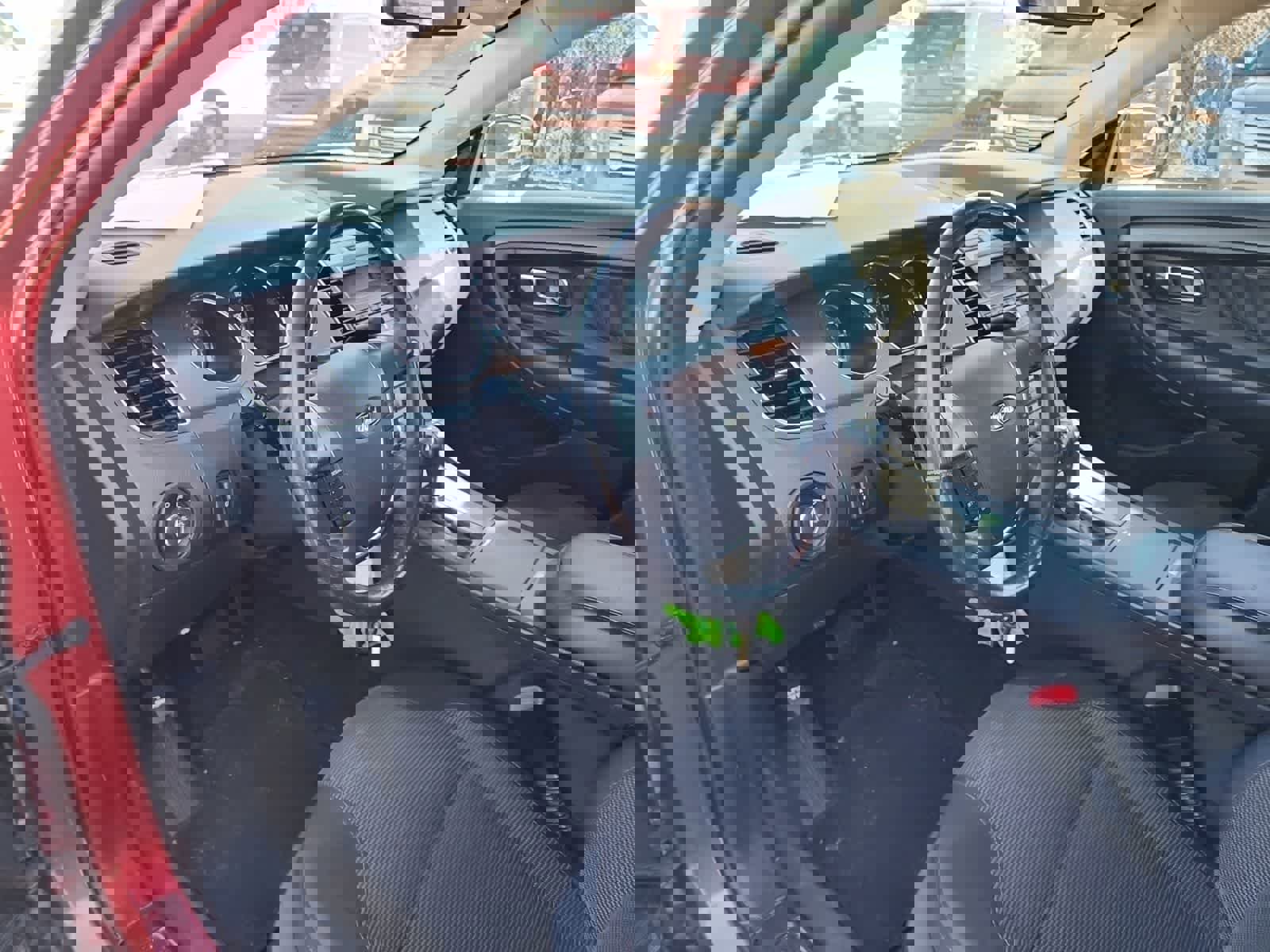 Used 2012 Ford Taurus SEL image 13