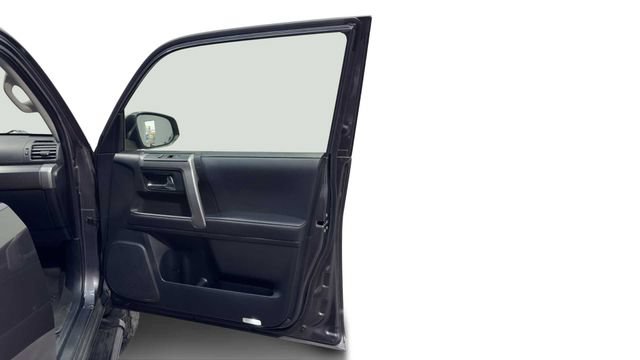 Used 2021 Toyota 4Runner SR5 Premium w/ Moonroof Package RWD image 9