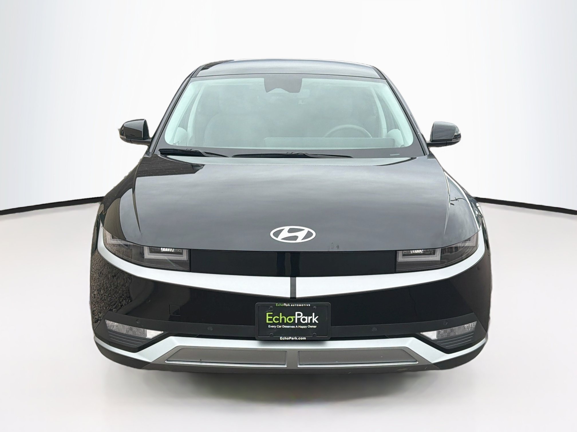 Used 2024 Hyundai Ioniq 5 SEL AWD/4WD image 2