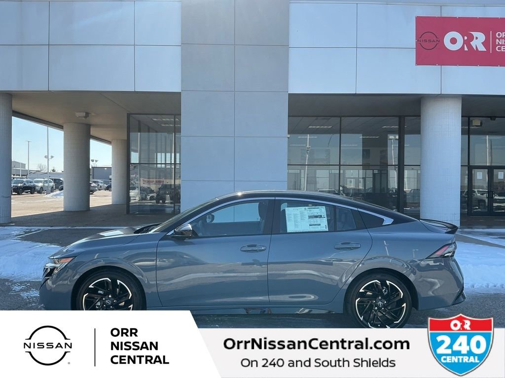 New 2026 Nissan Sentra SR w/ SR Premium Package FWD image 8