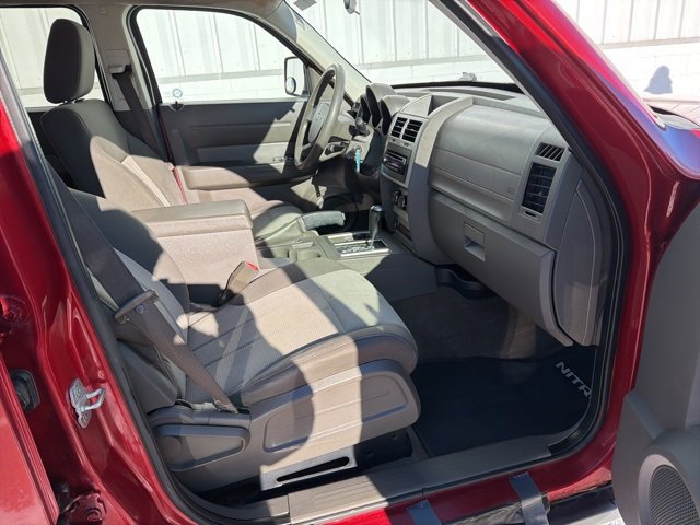 Used 2007 Dodge Nitro SE image 21