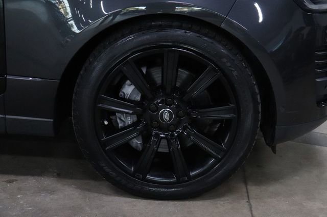 Used 2018 Land Rover Range Rover Supercharged AWD/4WD image 31