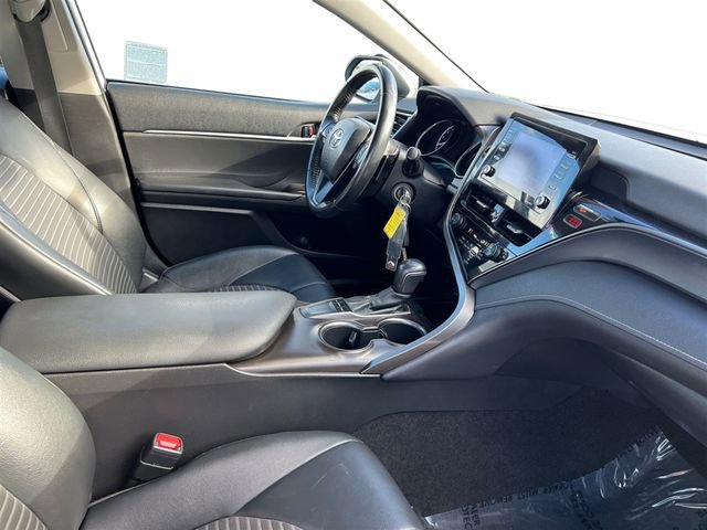 Certified 2022 Toyota Camry SE image 20