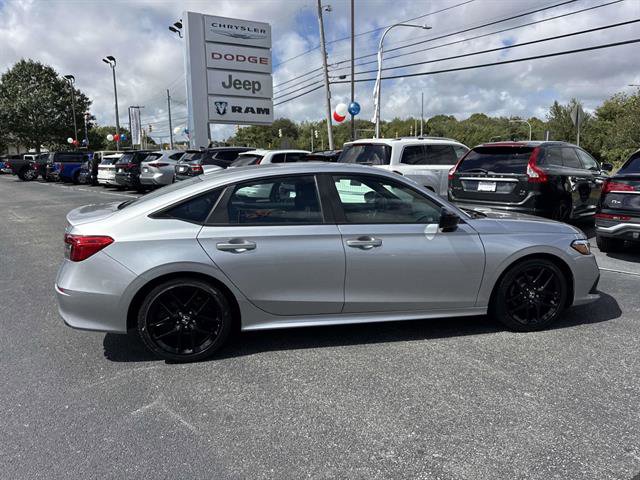 Used 2022 Honda Civic Sport image 2