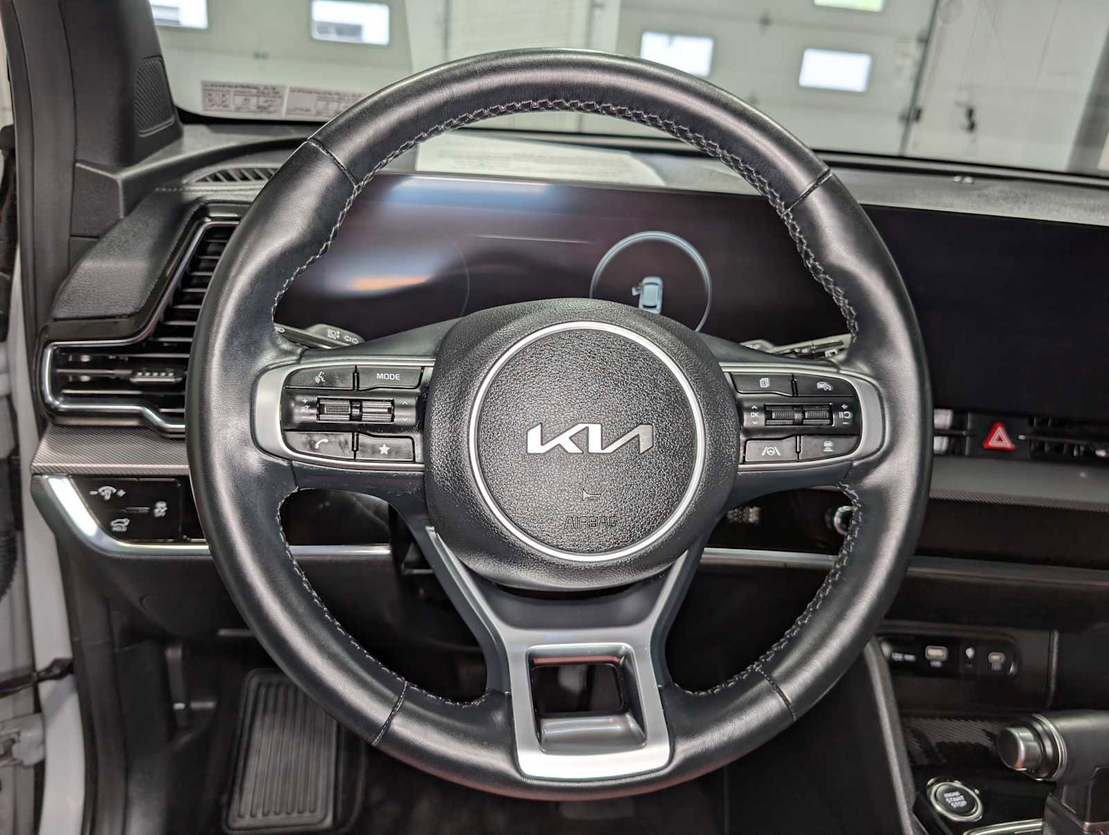 Certified 2023 Kia Sportage SX AWD/4WD image 39
