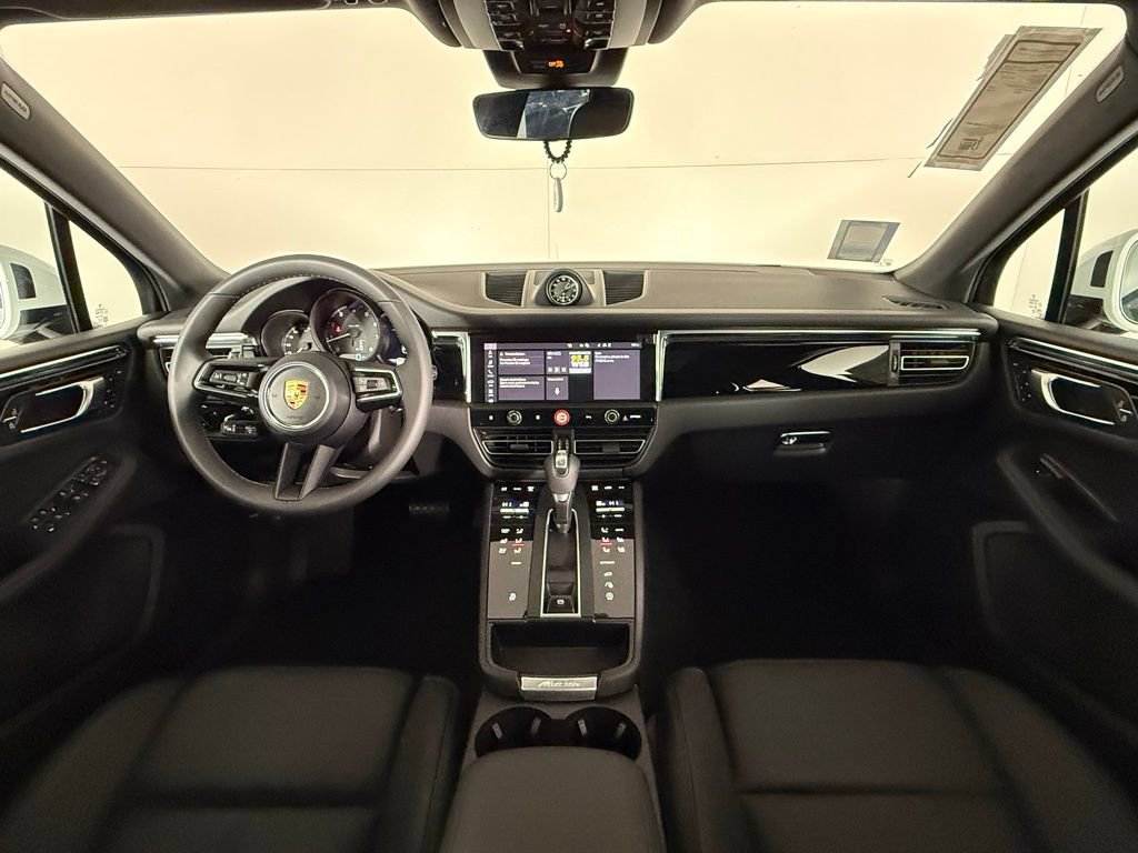 New 2026 Porsche Macan image 20