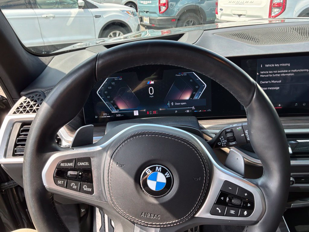Used 2024 BMW X7 xDrive40i w/ M Sport Package AWD/4WD image 10