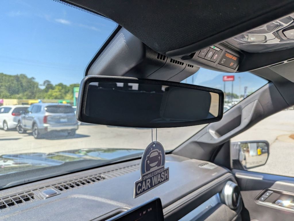 Used 2024 Chevrolet Colorado LT w/ LT Convenience Package II image 27