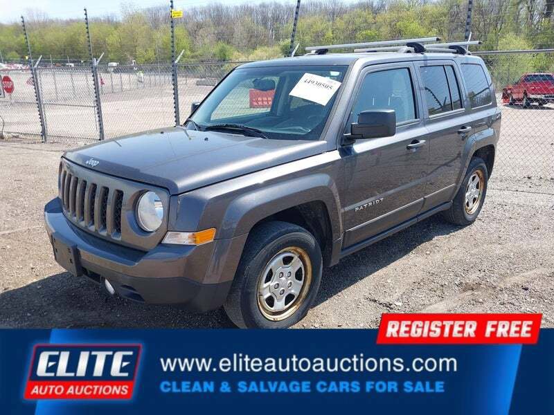 Used 2016 Jeep Patriot Sport FWD image 3