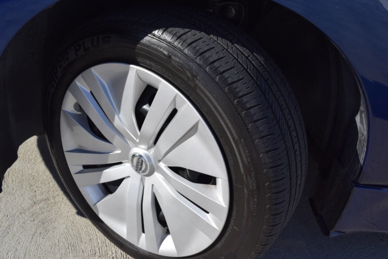 Used 2019 Nissan Leaf S w/ S Charge Package image 2