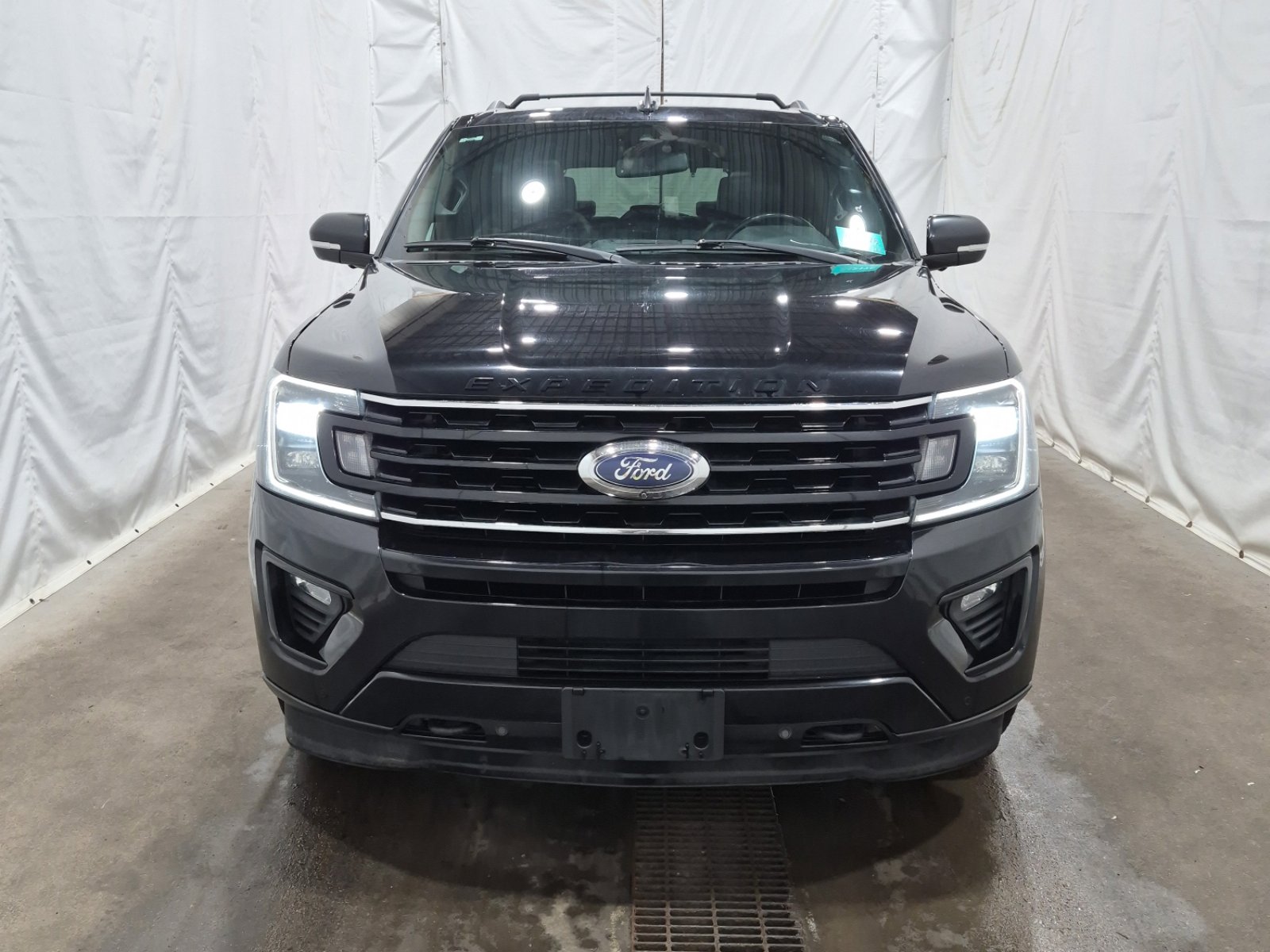 Used 2019 Ford Expedition Limited w/ Equipment Group 303A image 8