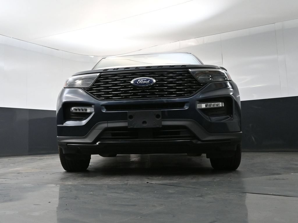Used 2023 Ford Explorer ST-Line AWD/4WD image 19