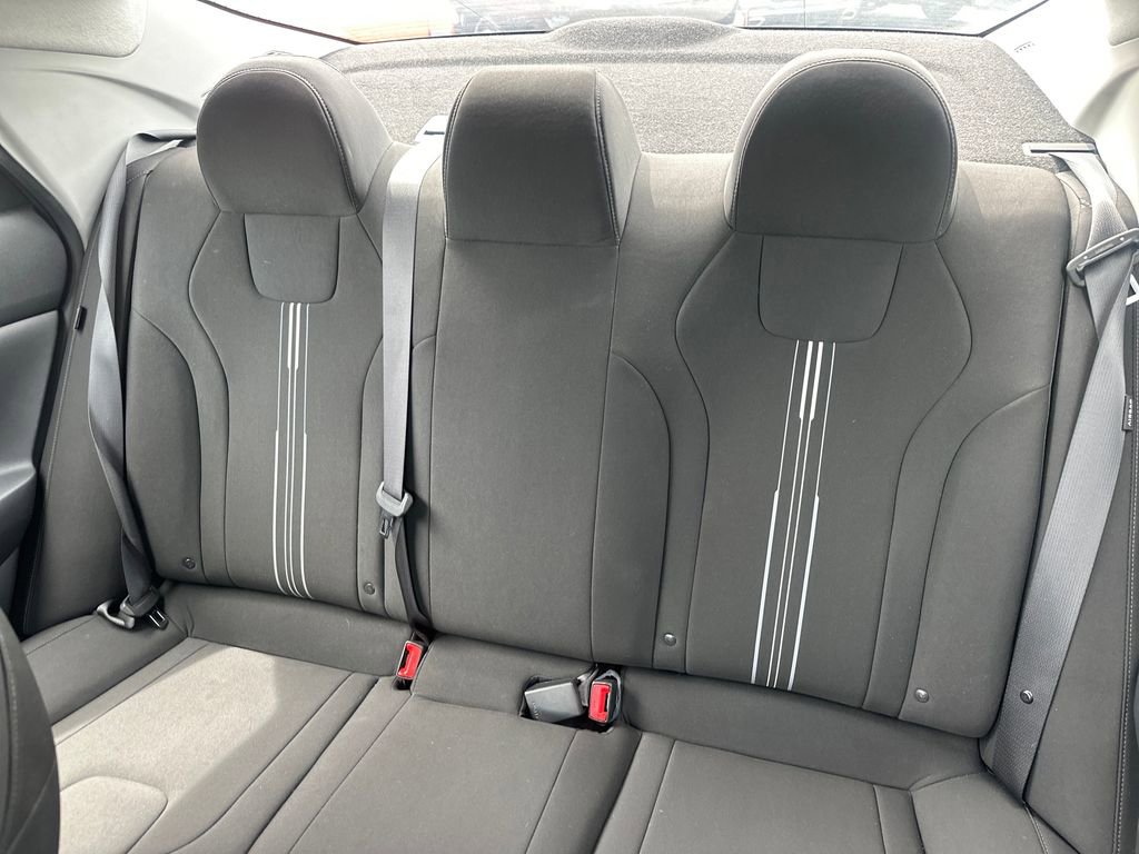 Certified 2025 Hyundai Elantra Hybrid FWD image 23
