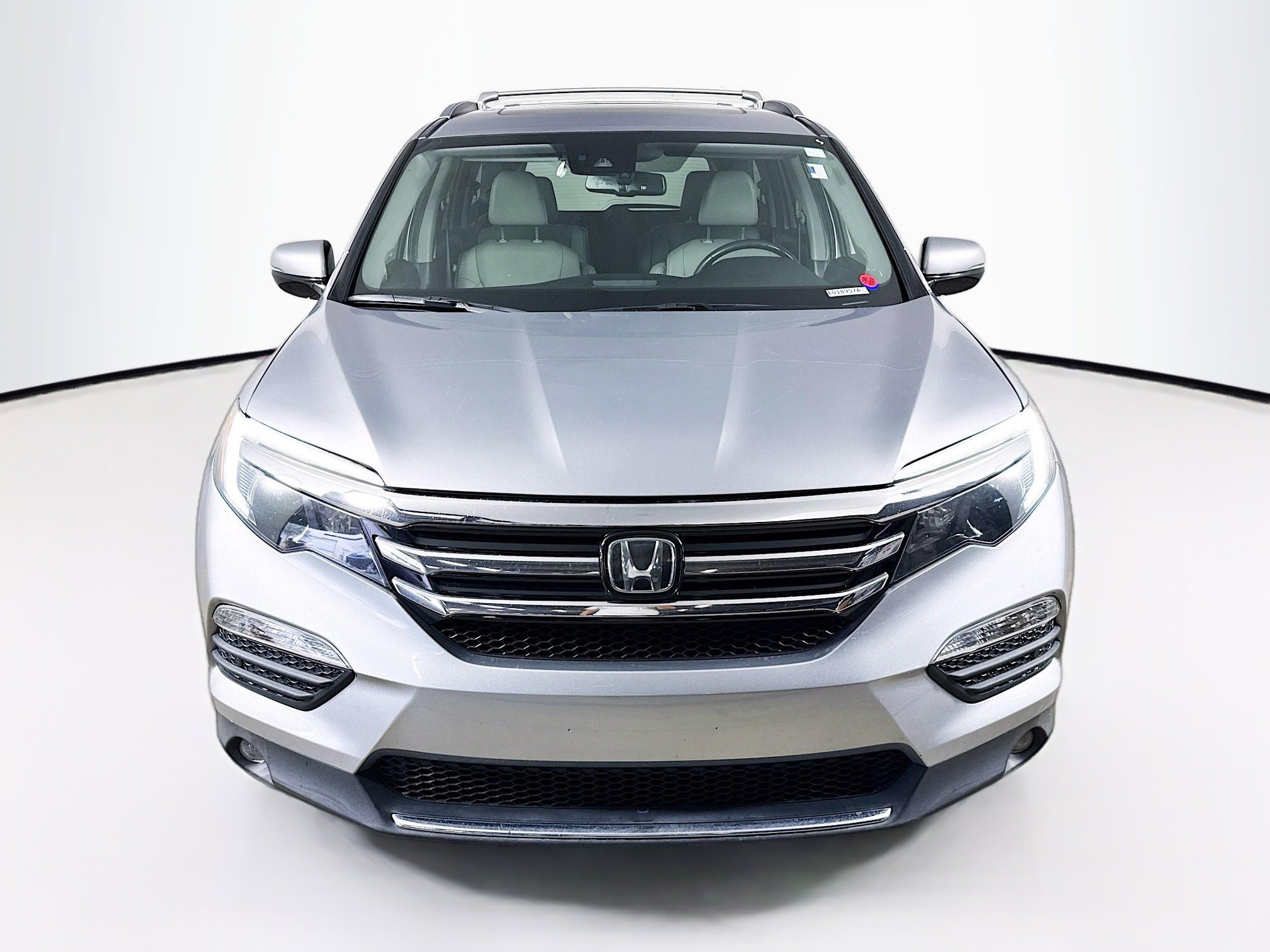 Used 2017 Honda Pilot Elite image 3