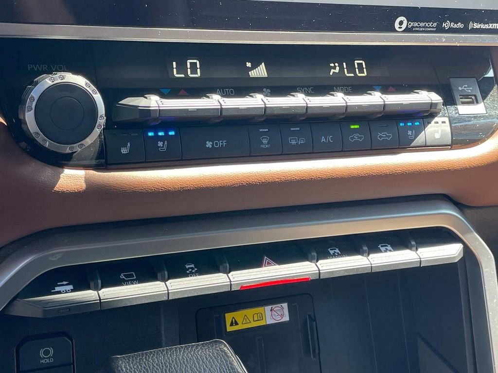 Used 2022 Toyota Tundra 1794 Edition image 14