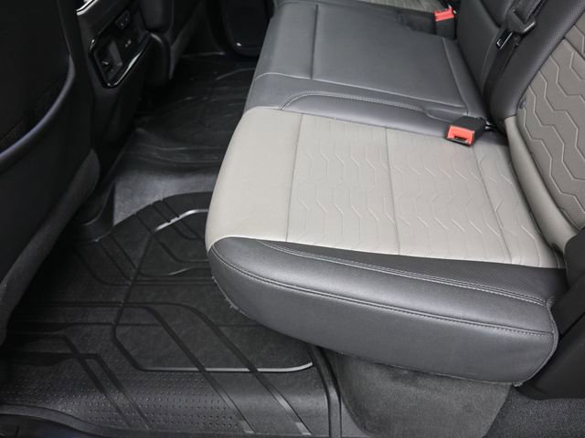 Used 2024 Chevrolet Silverado 1500 ZR2 w/ Technology Package image 21