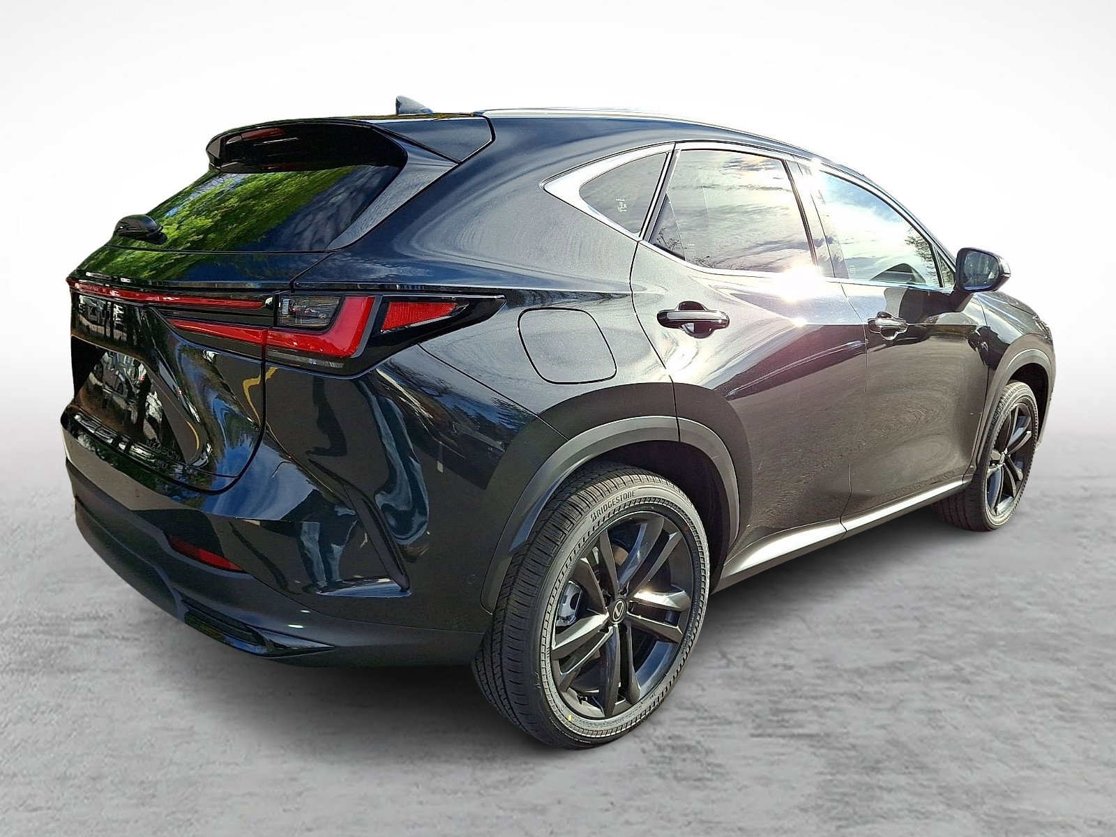 New 2026 Lexus NX 450h+ AWD w/ Luxury Package image 4