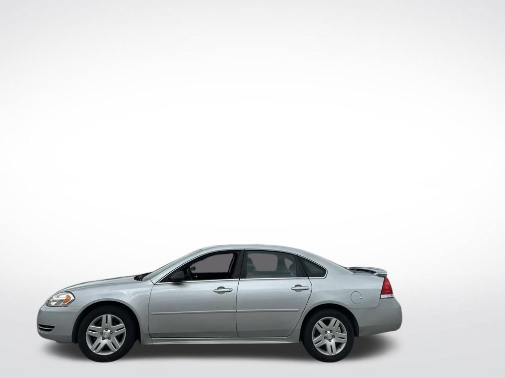 Used 2009 Chevrolet Impala LT w/ Sun and Wheel Package FWD image 9