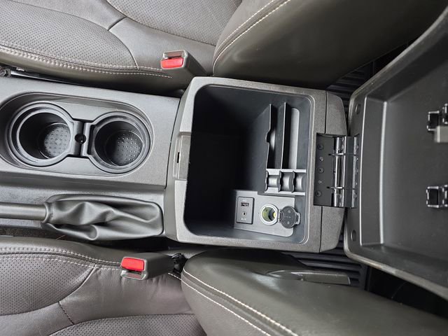 Used 2015 Nissan Frontier PRO-4X w/ Pro-4x Luxury Package image 27