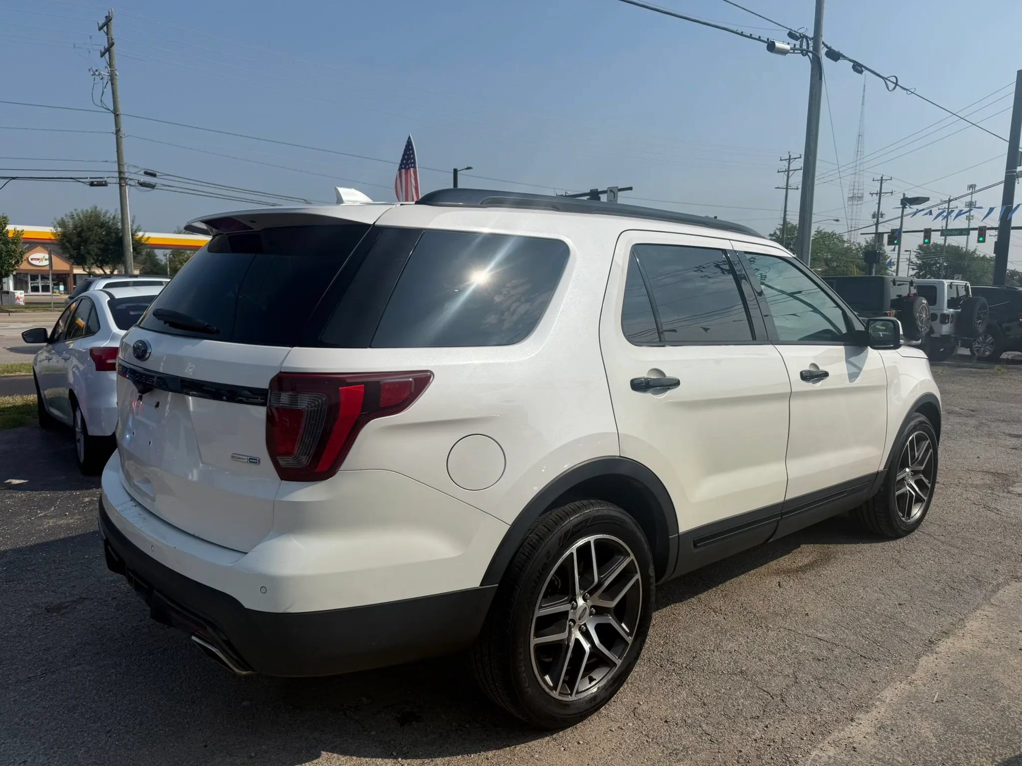 Used 2016 Ford Explorer Sport w/ Equipment Group 401A AWD/4WD image 6