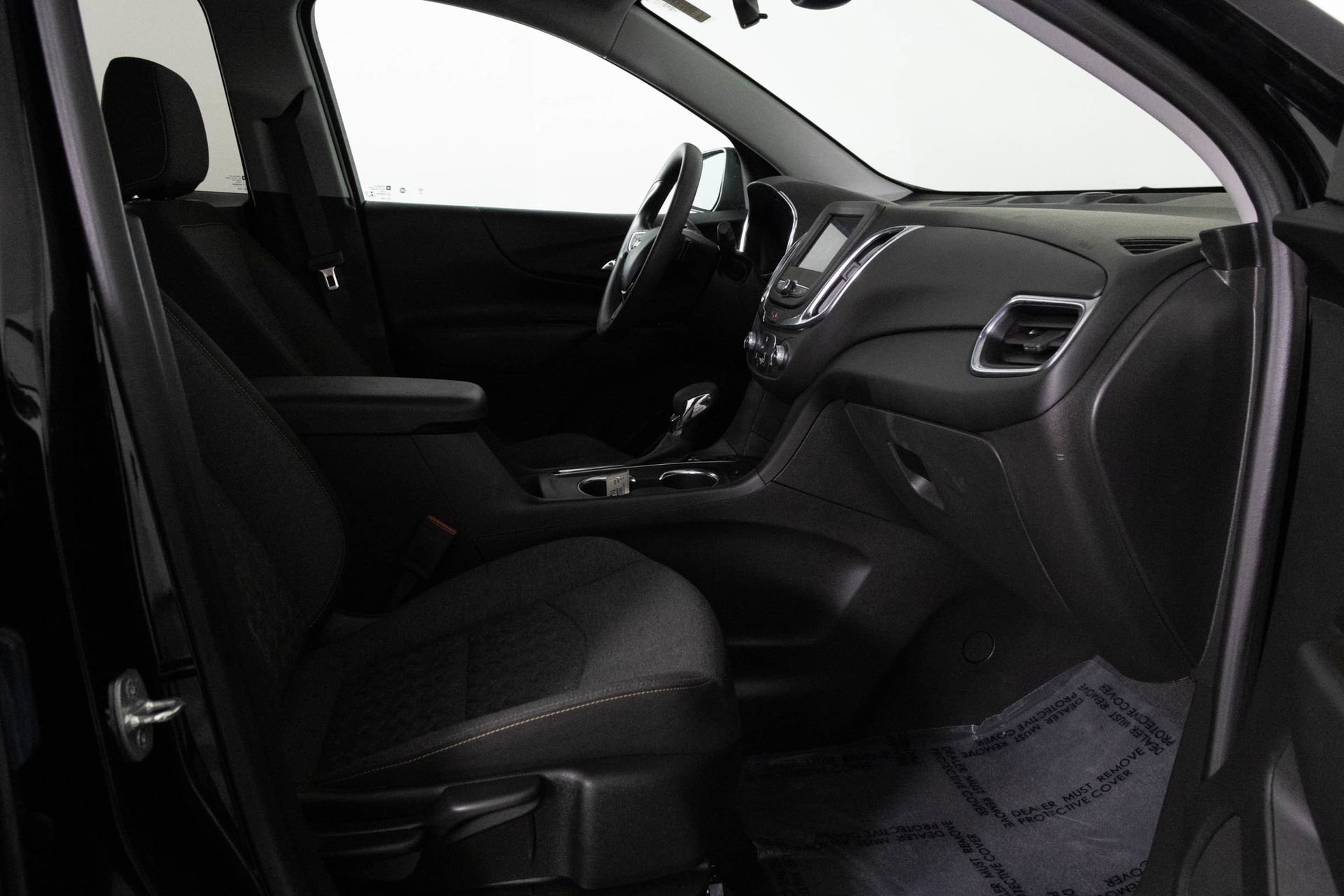 Certified 2022 Chevrolet Equinox LT w/ LPO, Floor Liner Package image 39