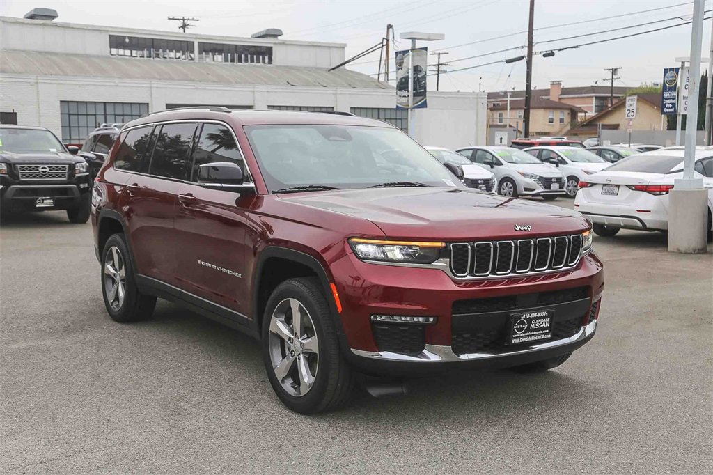 Used 2021 Jeep Grand Cherokee L Limited image 3
