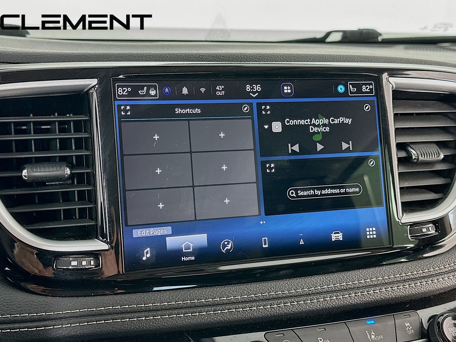 Used 2023 Chrysler Pacifica Limited image 19