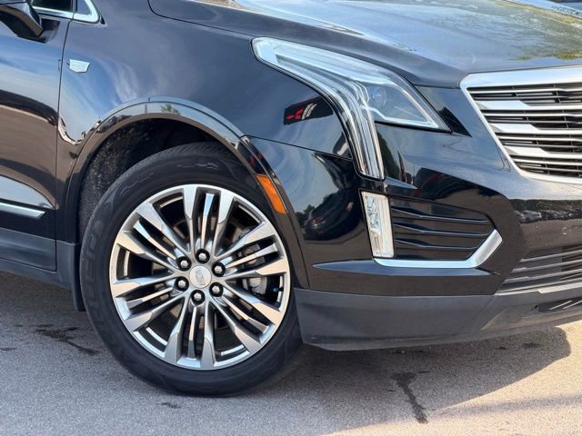 Used 2017 Cadillac XT5 Premium Luxury image 2