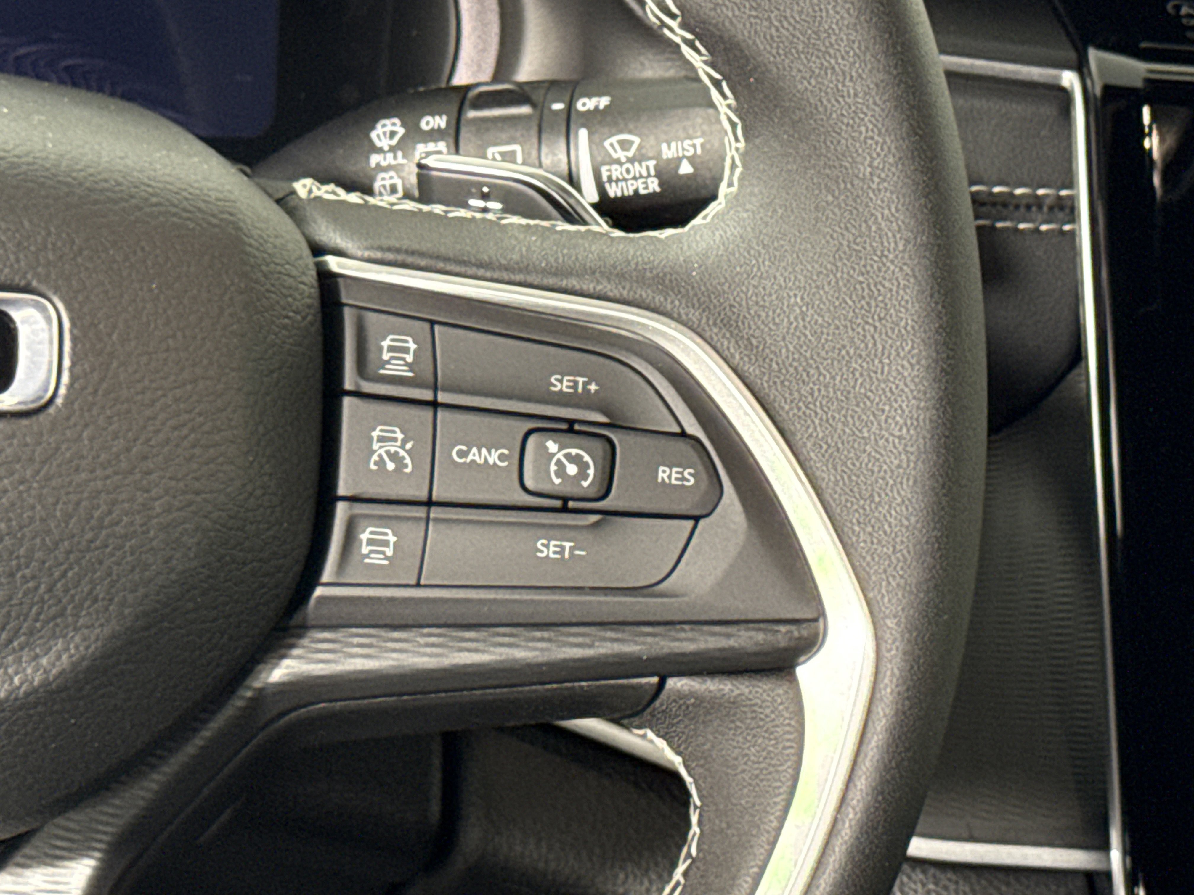 New 2025 Jeep Grand Cherokee Laredo X image 15