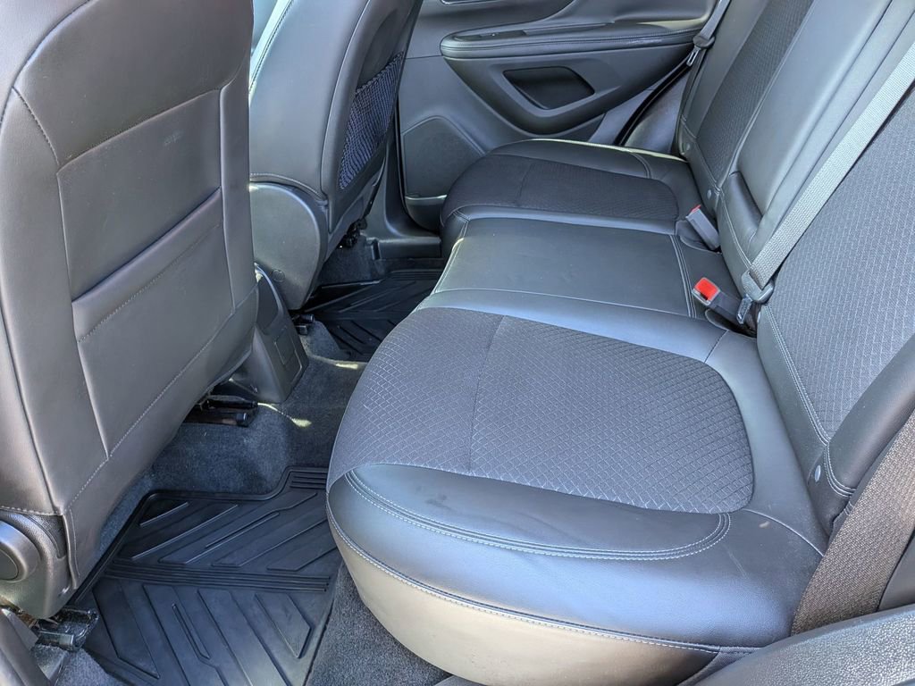 Used 2018 Buick Encore Preferred image 23