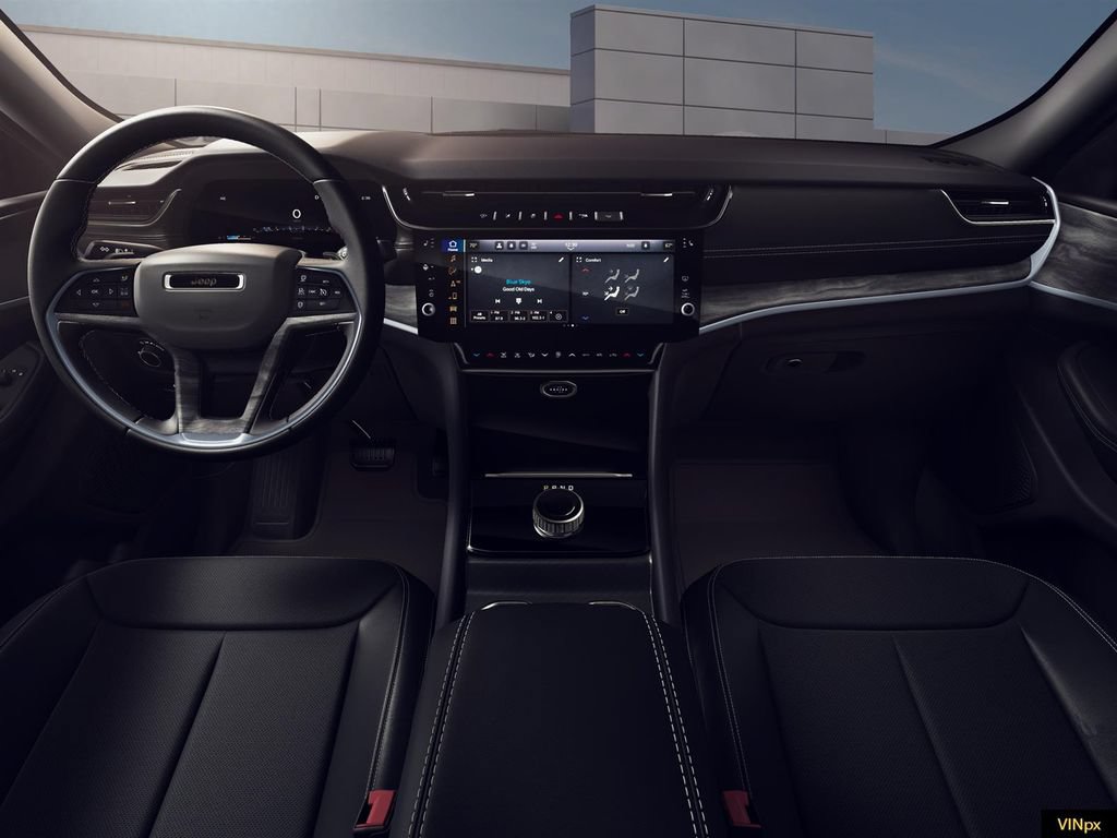 New 2026 Jeep Grand Cherokee L 4WD image 18