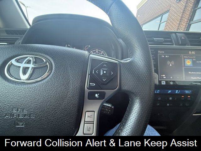 Used 2022 Toyota 4Runner Limited AWD/4WD image 13