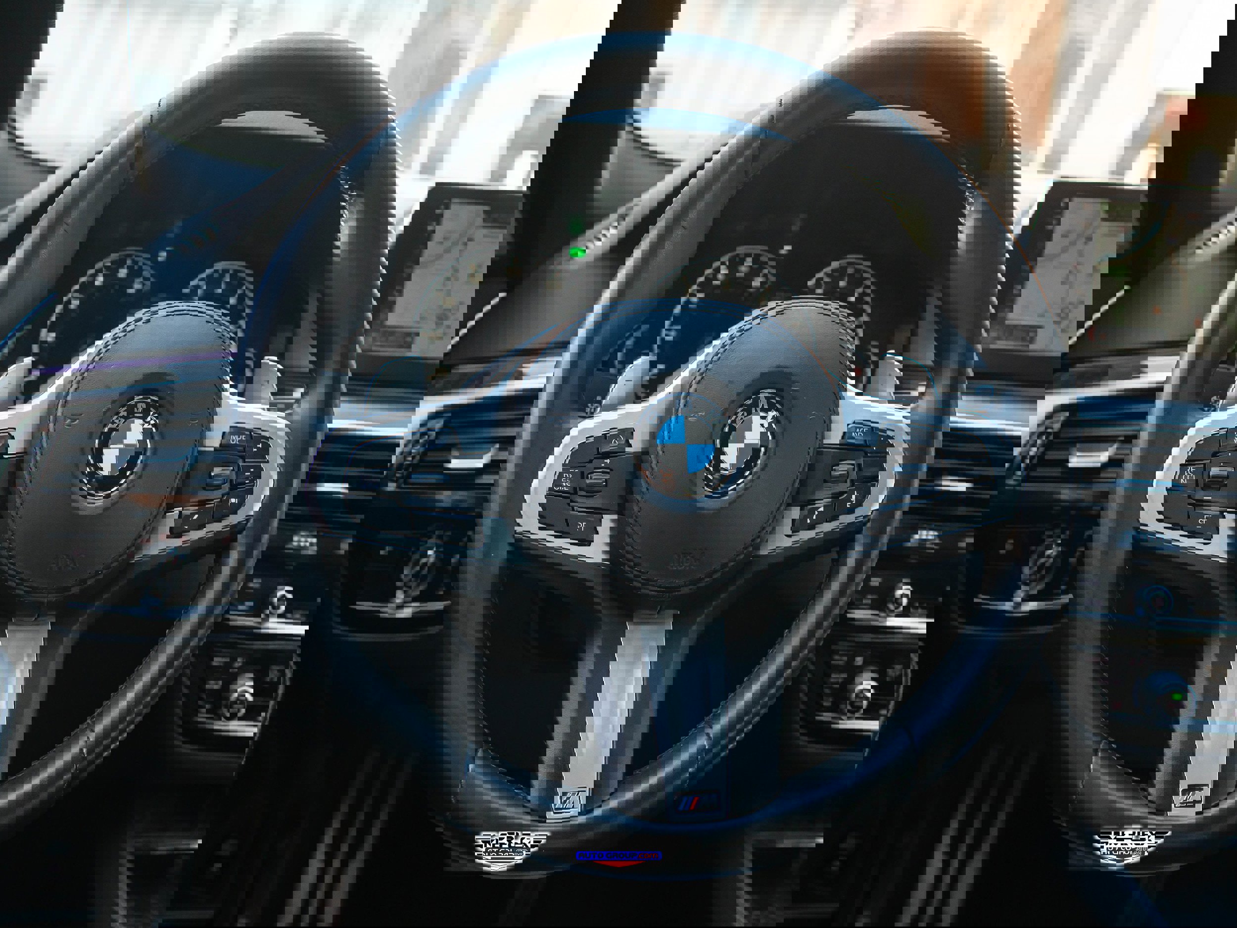 Used 2019 BMW 540i w/ M Sport Package image 23