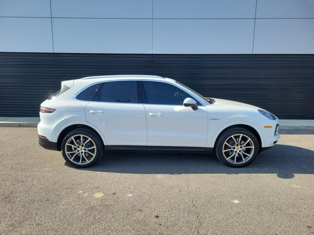 Certified 2022 Porsche Cayenne E-Hybrid AWD/4WD image 8