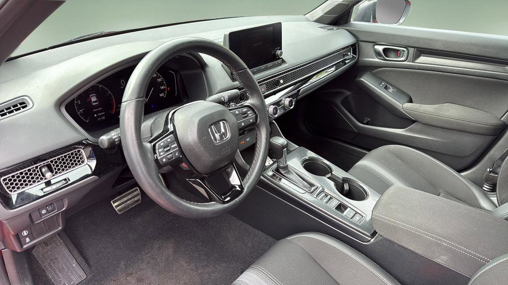 Used 2023 Honda Civic Sport image 13