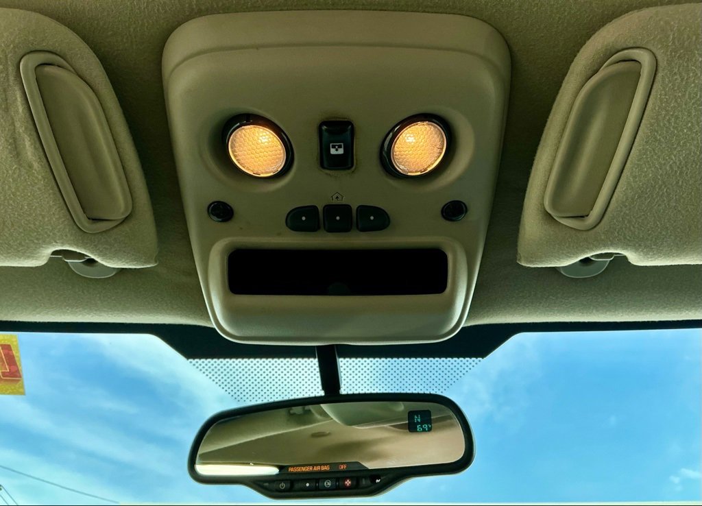 Used 2005 Chevrolet Avalanche Z66 w/ Sun And Sound Package image 33