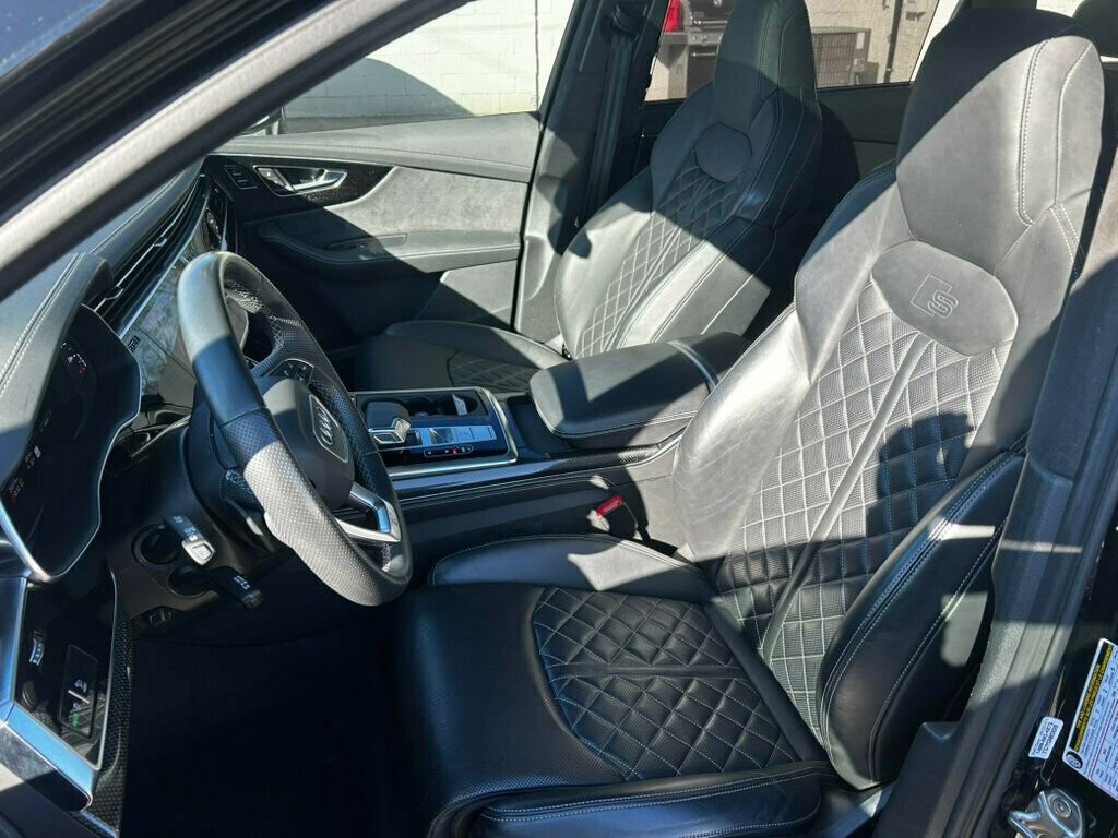 Used 2024 Audi SQ7 Prestige image 9
