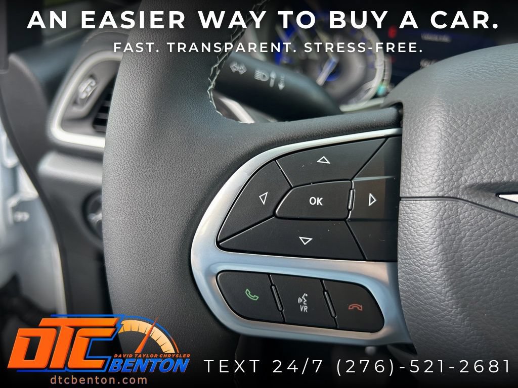New 2027 Chrysler Pacifica Select FWD image 16