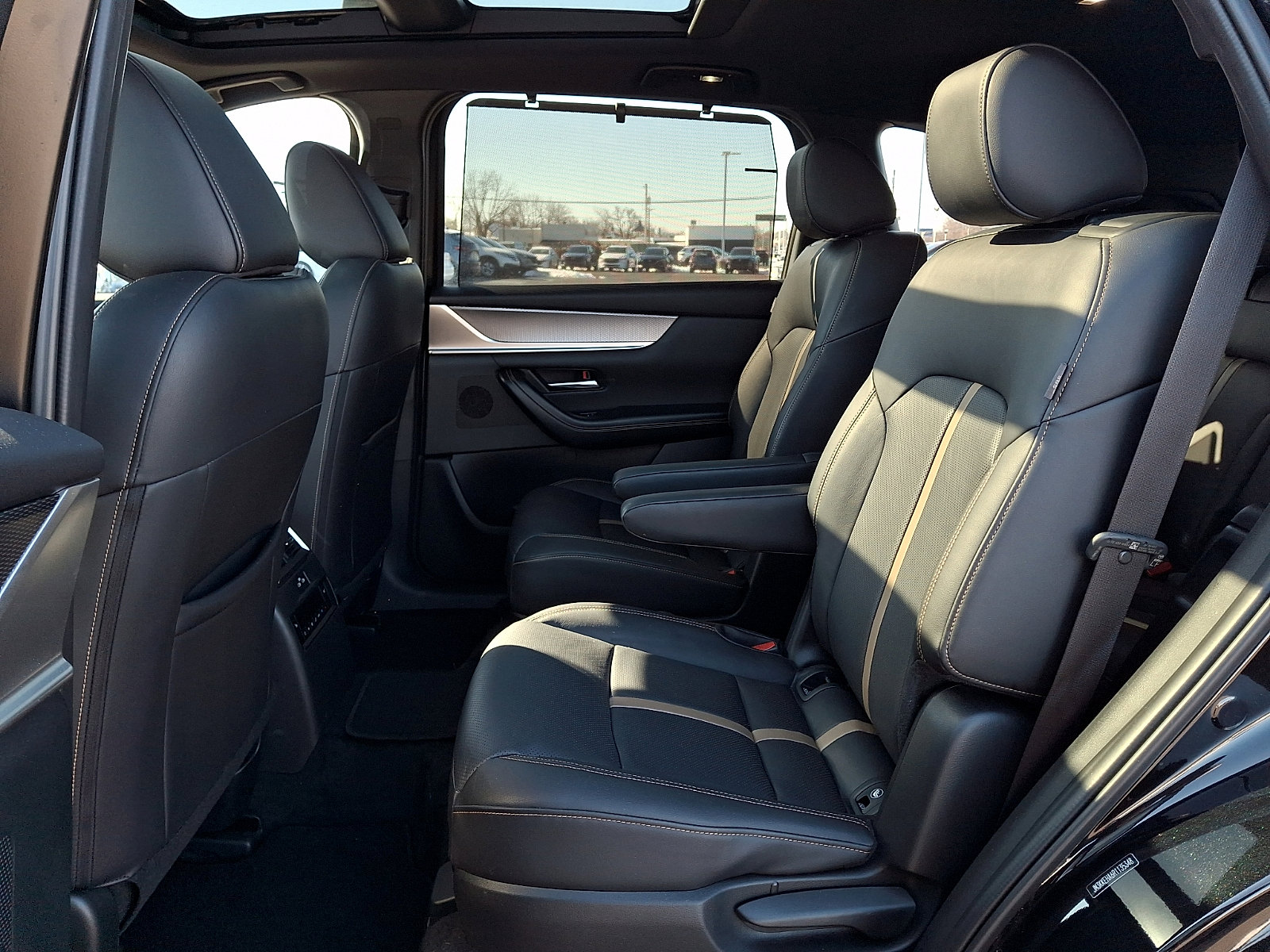 Certified 2024 MAZDA CX-90 Plug-In Hybrid w/ Premium Plus image 12