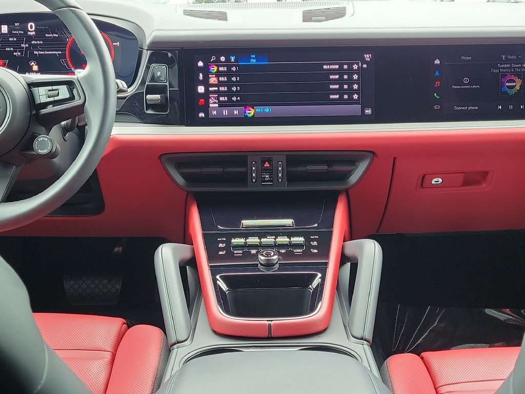 Certified 2026 Porsche Cayenne AWD/4WD image 22
