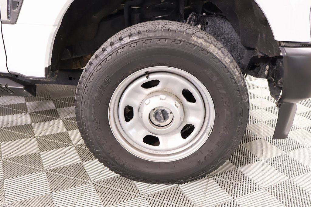 Used 2023 Ford F350 XL w/ FX4 Off-Road Package image 16