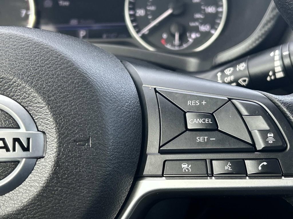 Certified 2023 Nissan Sentra SV image 23