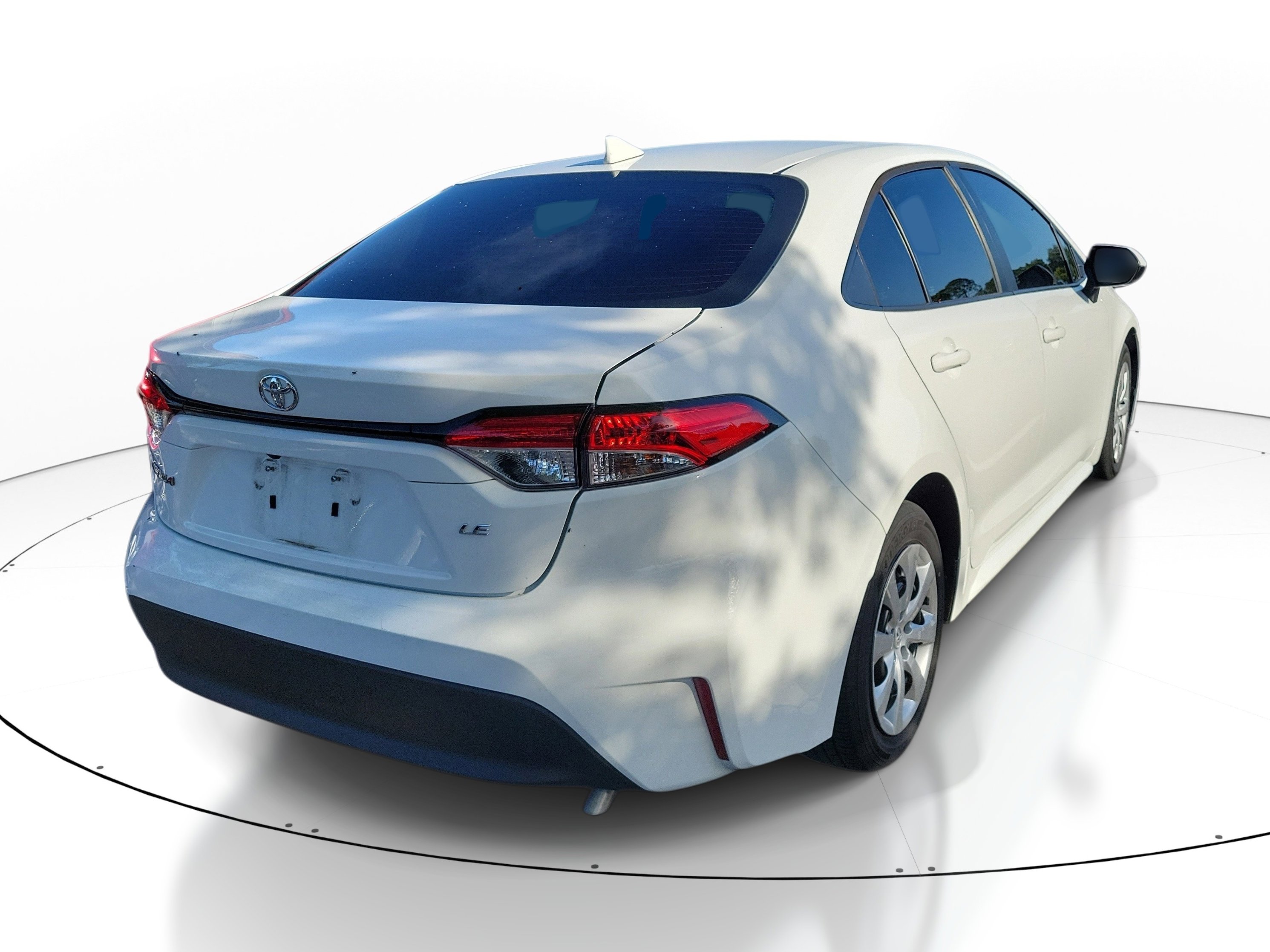 Used 2023 Toyota Corolla LE FWD image 6