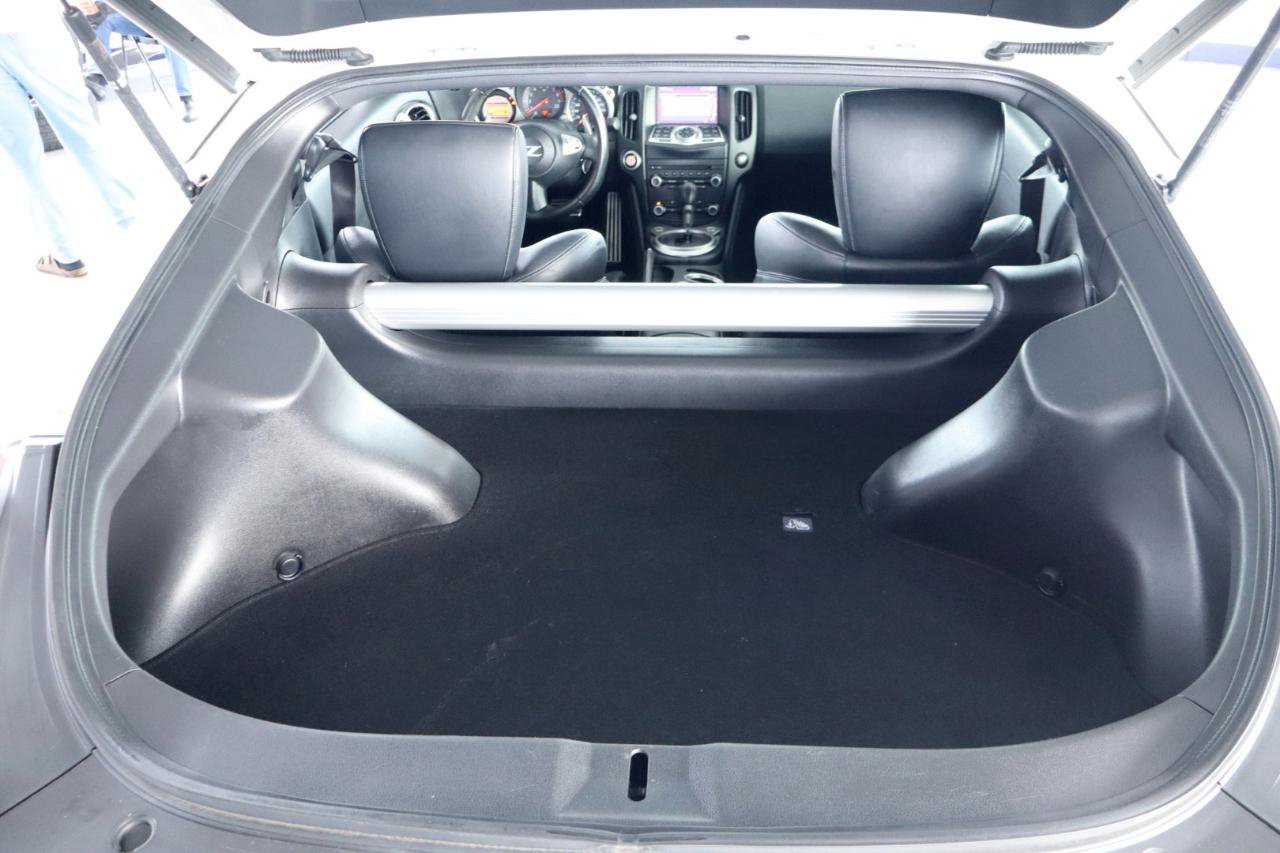 Used 2012 Nissan 370Z Touring w/ Sport Pkg RWD image 27