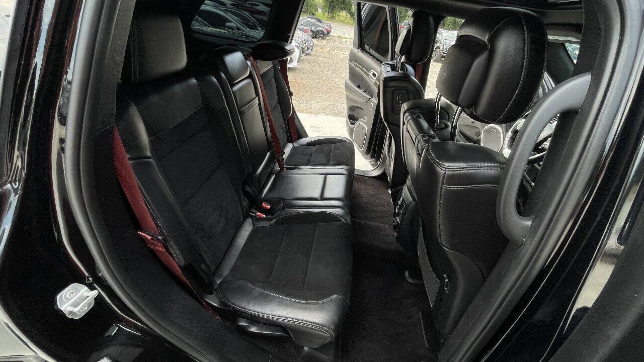 Used 2018 Jeep Grand Cherokee Trackhawk AWD/4WD image 23