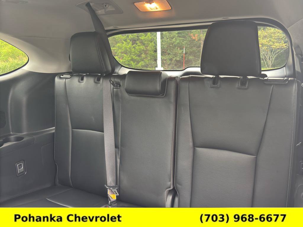 Used 2023 Toyota Highlander Platinum AWD/4WD image 26
