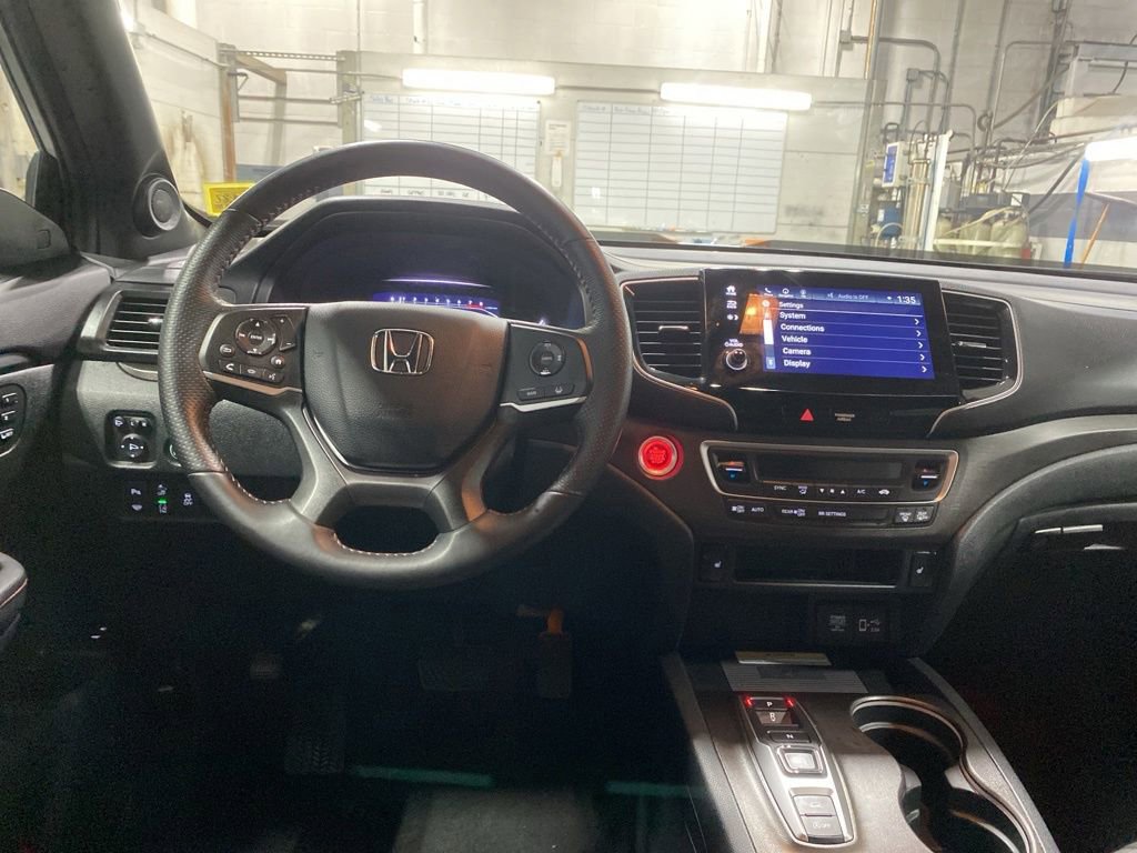 Certified 2023 Honda Passport TrailSport image 17