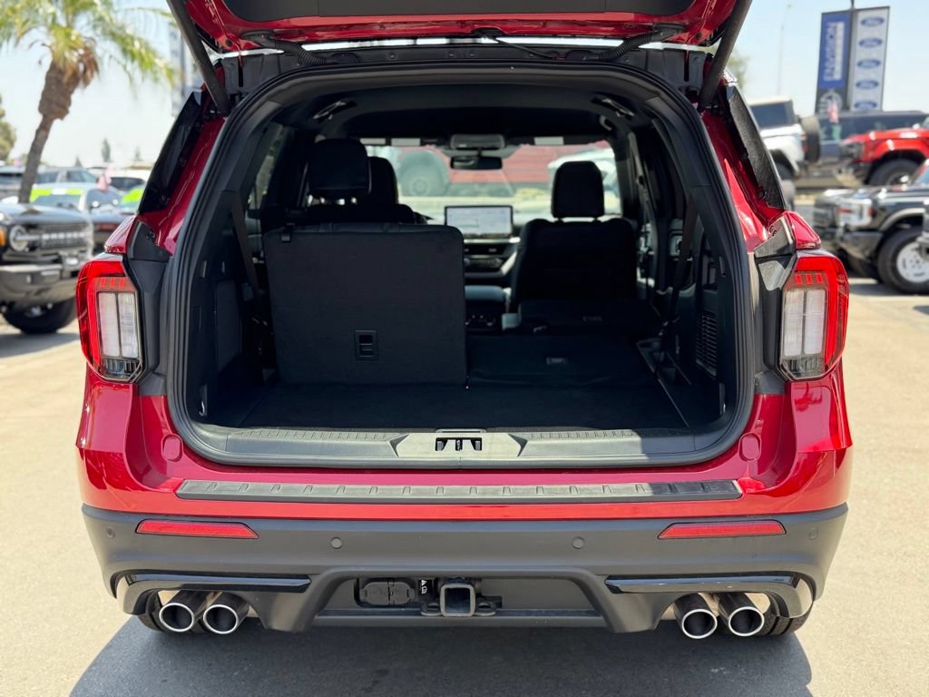 New 2026 Ford Explorer ST AWD/4WD image 14