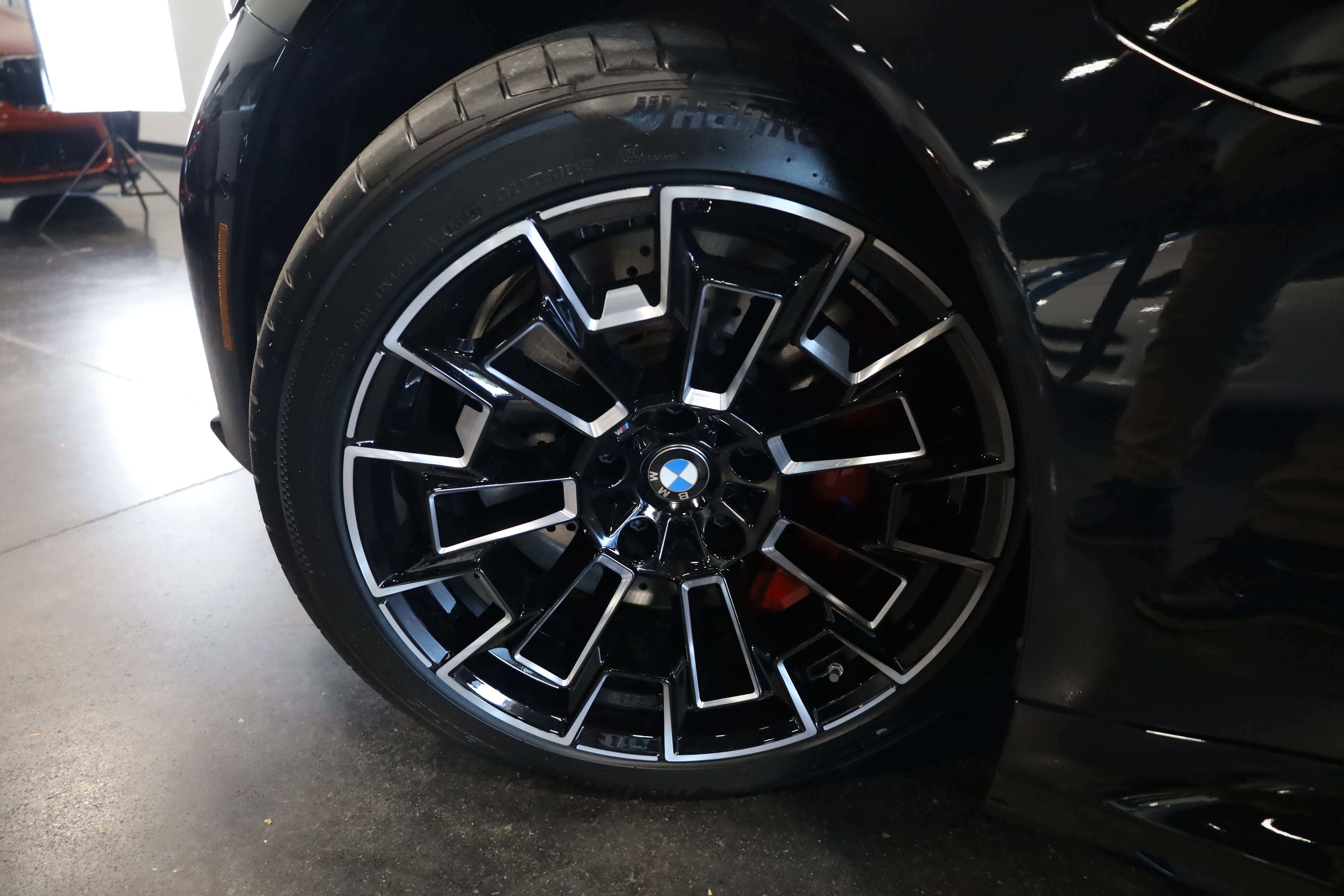 Used 2025 BMW M5 Touring w/ M Driver's Package image 13